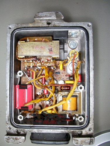 Foto des Gehäse mit eingebautem Leistungsteil